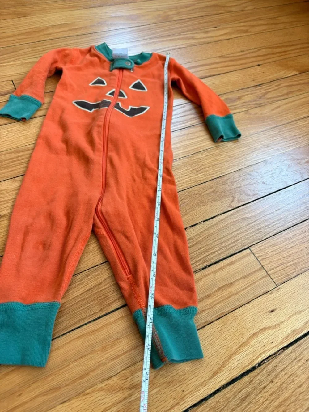 Hanna Andersson Baby Orange Pumpkin Face Footie Size 6-12 Months